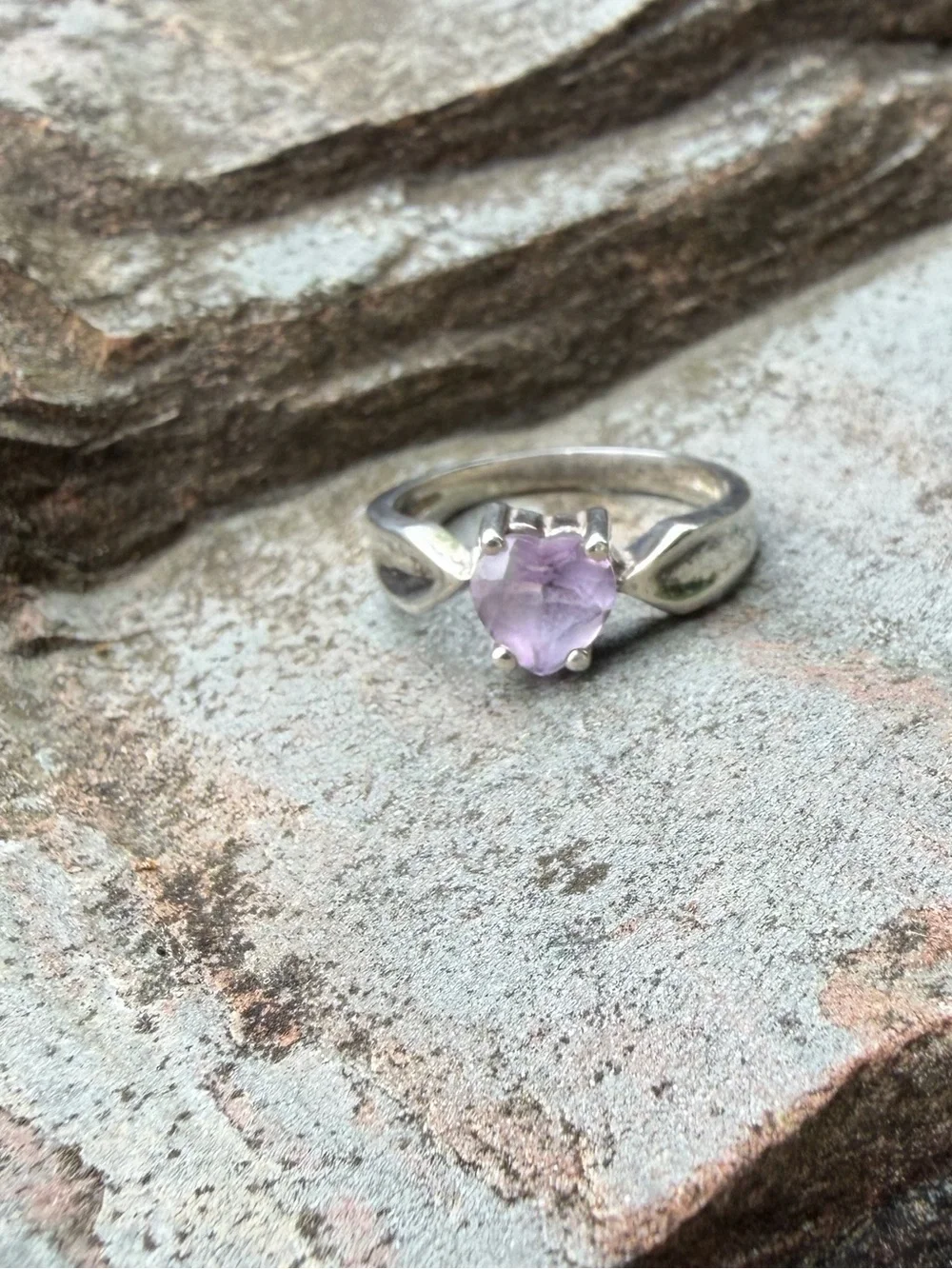 Vintage Avon Sterling Silver Amethyst Heart Ring
